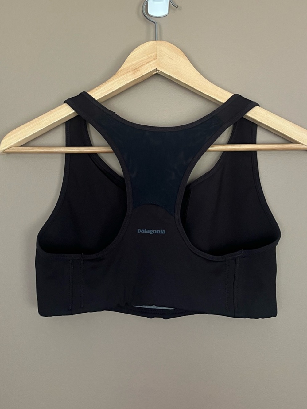 {Patagonia} Racerback Sports Bra in Black - Womens Small - Picture 4 of 8